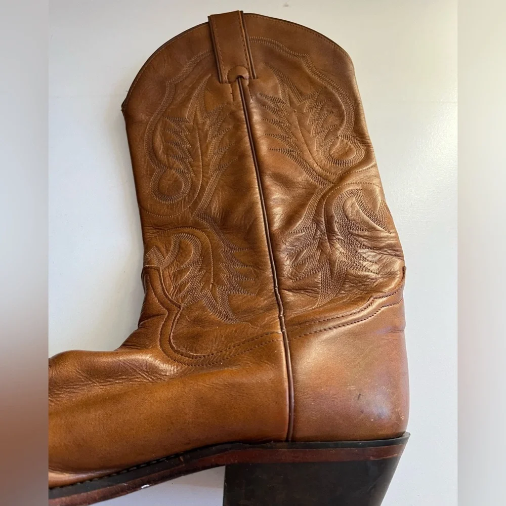 Vintage Men’s Tony Lama Western Brown Pull on Cowboy Boots size 10.5 Stitching